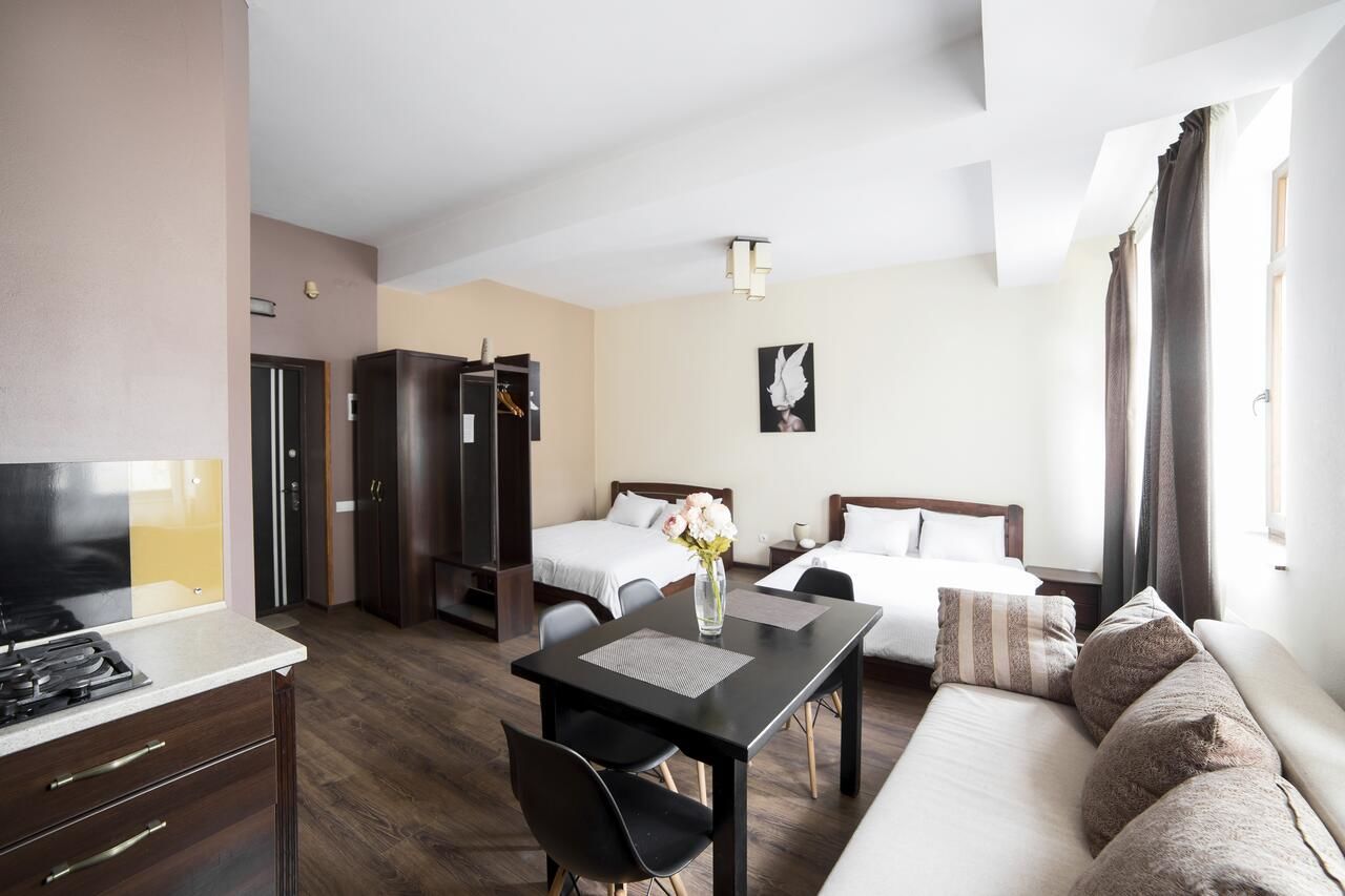 Отель Aparthotel Na Mytniy Львов-45