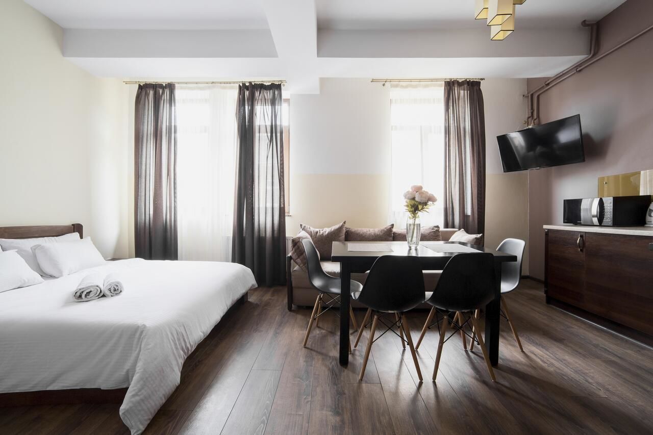 Отель Aparthotel Na Mytniy Львов-46