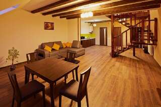 Отель Aparthotel Na Mytniy Львов Апартаменты - Двухуровневые-6
